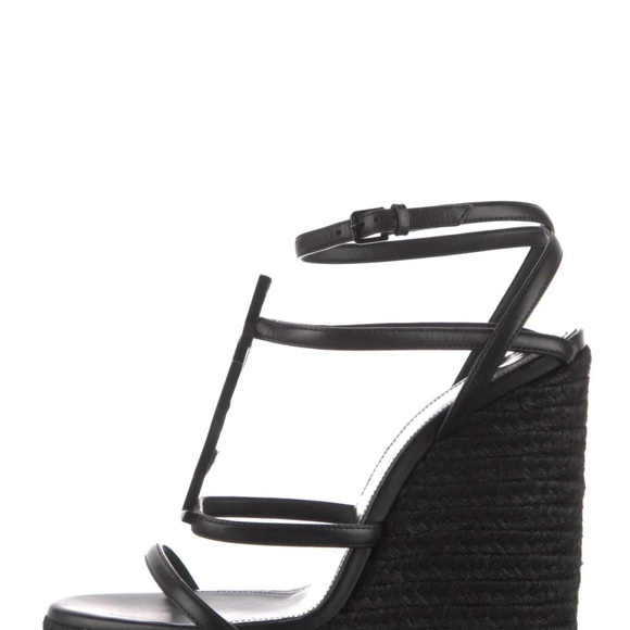 Sold out YSL SHOES for sell cause it’s not my size! - Picture 2 of 6